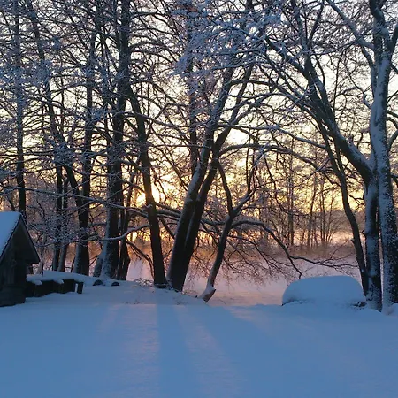 Σαλέ Kivikoski Pyhtaa